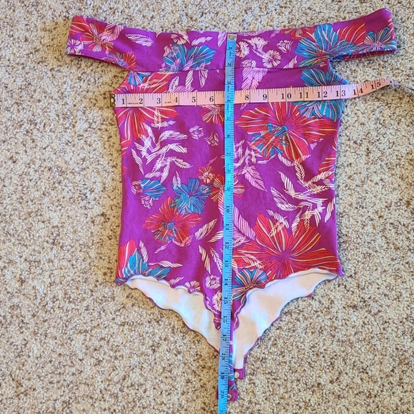10. Free People NWT off-the-shoulder floral bodysuit - Picture 10 of 15